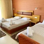Flisvos Hotel