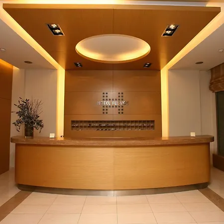 Hotel Flisvos 2*
