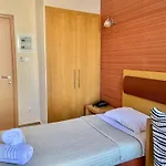 Hotel Flisvos