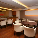Flisvos Hotel 2*