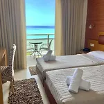 Flisvos Hotel 2*