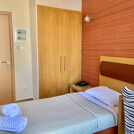Hotel Flisvos