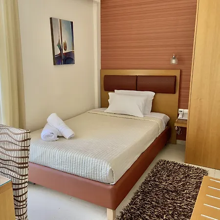 Flisvos Hotel 2*
