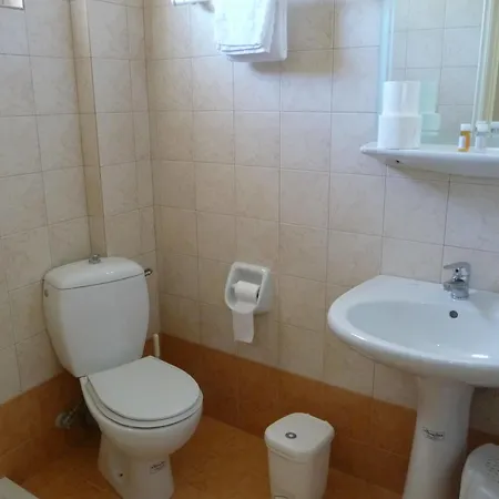 Отель Flisvos