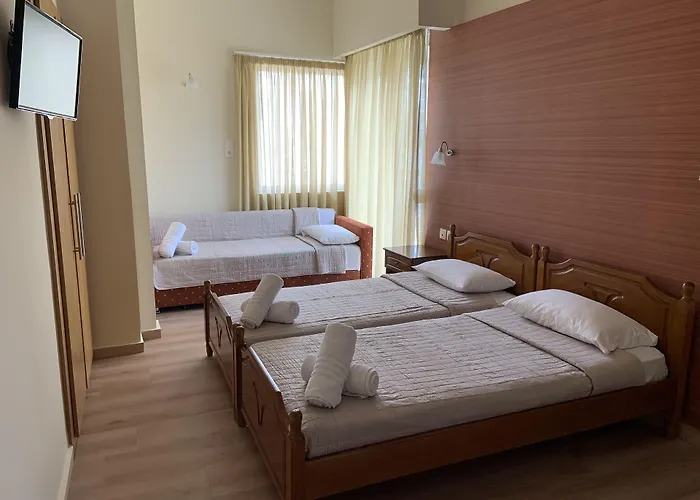 Flisvos Otel